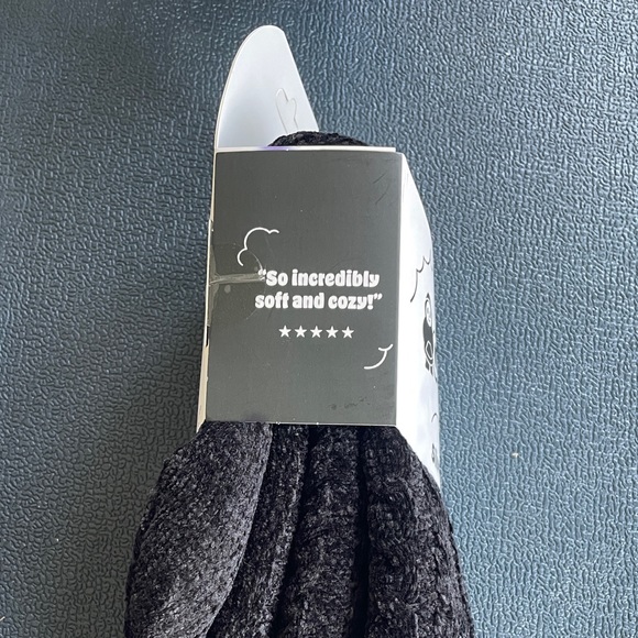 3 pairs of The Comfy Slipper Socks- fits Women size 6-10 - Picture 8 of 11